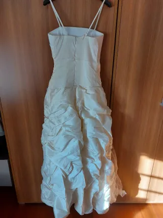 Abito da sposa bianco con rouches