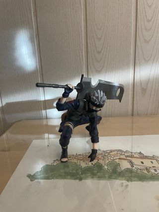 Figura Anime Kakashi con Espada