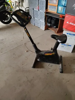 Bicicleta Estática Negra