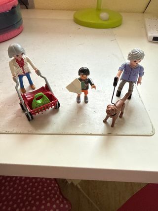 Set Playmobil Familia y Perro