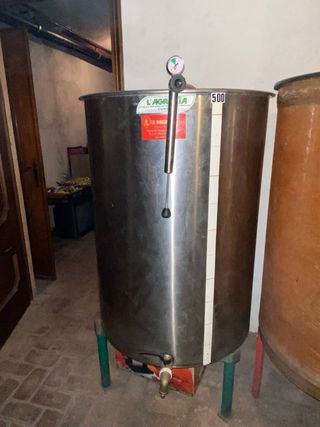 Attrezzatura completa per vino