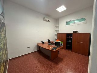 Local comercial en alquiler en Guadix