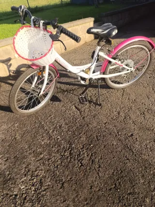 Bicicleta niña Bpro de 20"con cambio como nueva