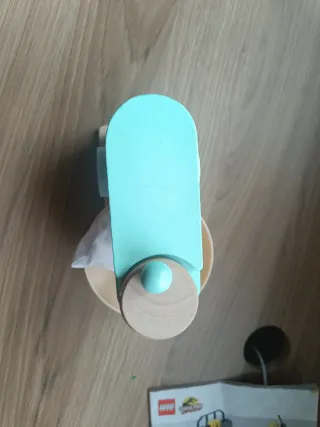 Batidora/amasadora de juguete de madera