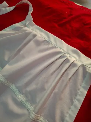 Delantal blanco con encaje, para traje regional