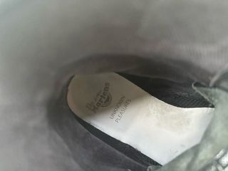 Botines Dr. Martens Joy Division Negros