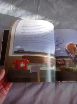 La cara oculta de (l'arribada de l'home a) la L...