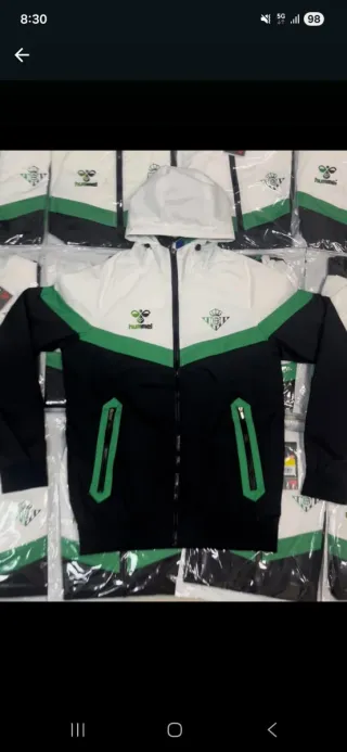 Sudadera Real Betis Hummel Negra y Verde