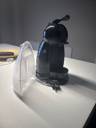 Cafetera Dolce Gusto Negra