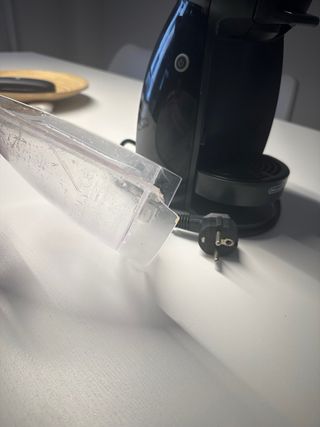 Cafetera Dolce Gusto Negra