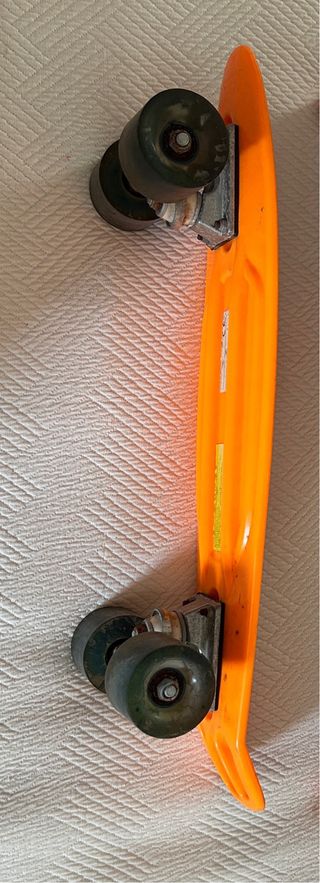Monopatín Naranja