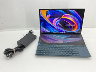Portátil Asus UX 582Z