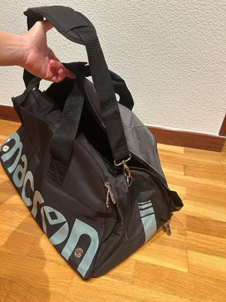 Bolsa de deporte Macron negra