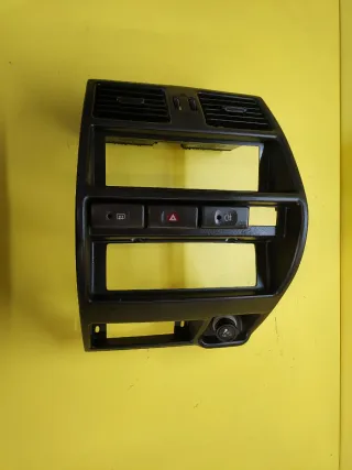 MARCO CONSOLA AIREADORES NISSAN TERRANO II