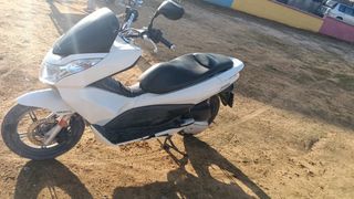 Honda PCX 125 Blanca