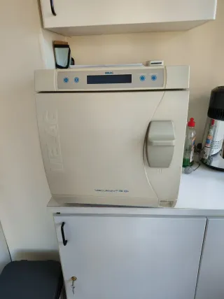 Autoclave MELAG VACUKLAV 3I B+