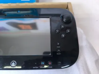Nintendo Wii U Negra Completa + Juego