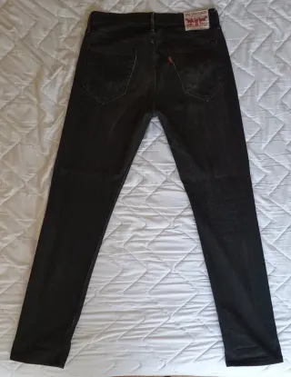 LEVIS vaquero hombre negro