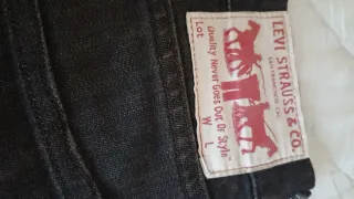 LEVIS vaquero hombre negro
