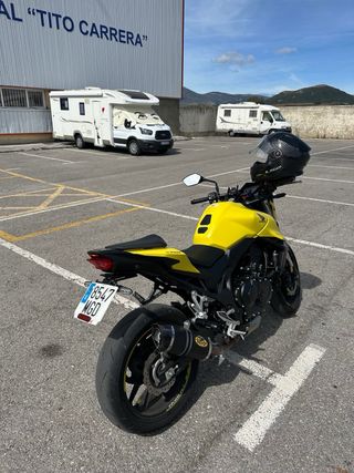 Honda Hornet 750 excelente estado y muchos extras!