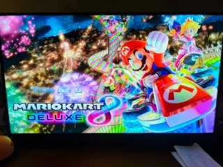 Nintendo Switch + Mario Kart 8 + Mando Zelda