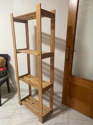Estantería de madera Ikea