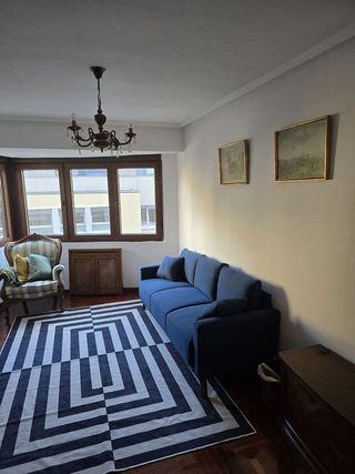 Piso en alquiler en Centro en Gijón