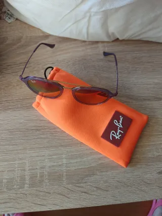 Gafas de sol Ray-Ban moradas