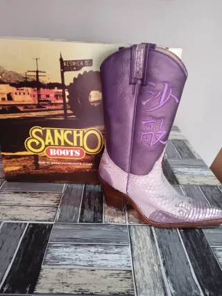 Botas Sancho Boots de Piel en lila.