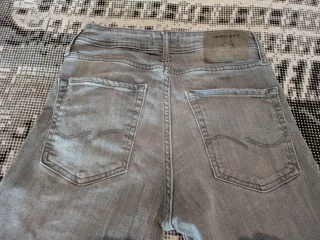 Pantalón Jack & Jones Gris Slim Straight Tim