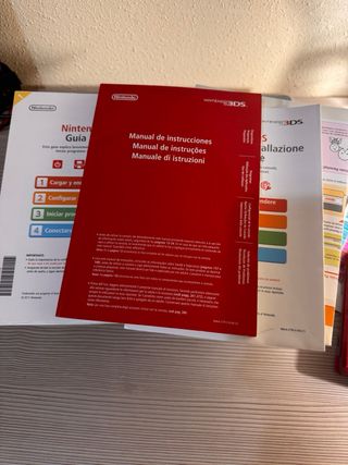 Nintendo 3DS Roja con Caja Original