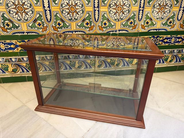 Vitrina Expositora Madera y Cristal - Ralph Lauren