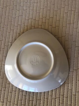 Cenicero/Vacía bolsillos. Ornamin