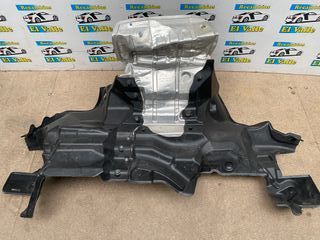 CUBREMOTOR MERCEDES CLASE B (W246)