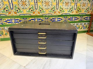 JOYERO EXPOSITOR BVLGARI - FORMATO MALETÍN