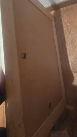 Espejo decorativo madera blanco y gris plata.