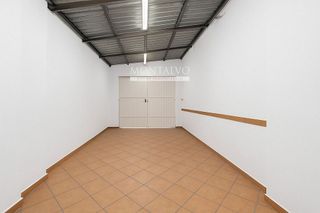 Casa adosada en venta en Alhendín