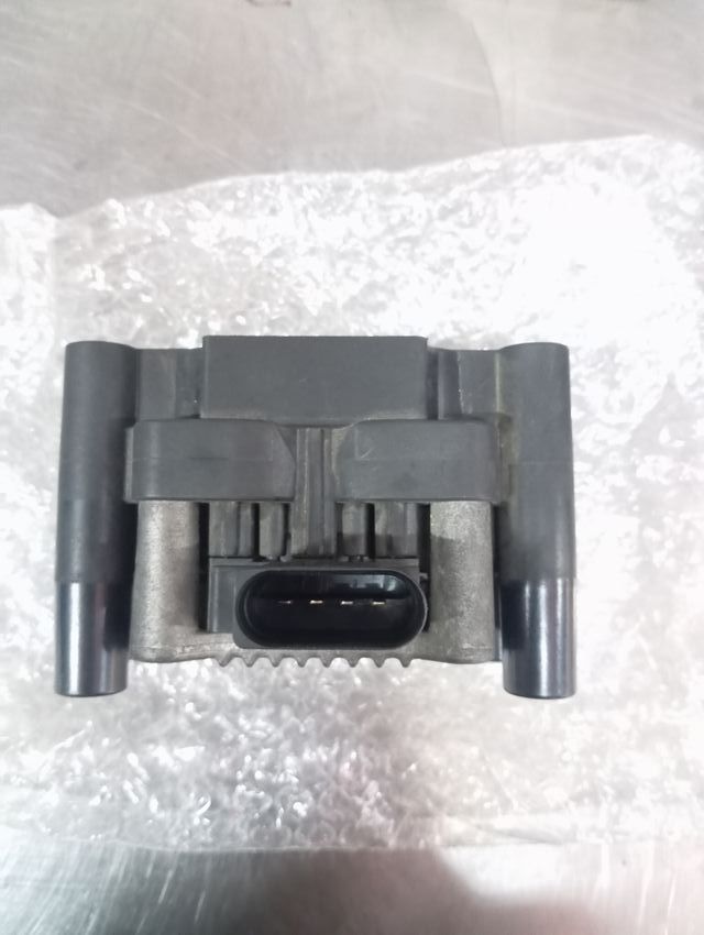 Bobina de encendido 032905106B