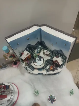 Paesaggio Natalizio Libro Decorativo