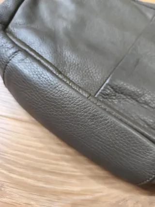 Bolso cuero Bruno Rossi