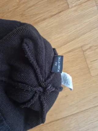 Gorro Quiksilver azul y negro