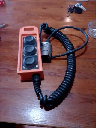 Mando puerta elevadora camión o grúa