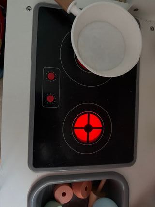 Cocina de juguete de madera