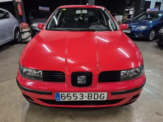 SEAT Leon 2000