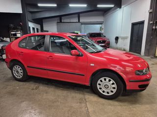 SEAT Leon 2000