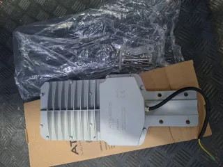 Farola LED ATMOSS 50W 5000K Gris/Blanca