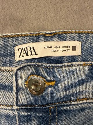Pantalón vaquero Zara azul