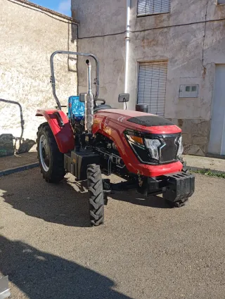 Tractor sin cabina 504