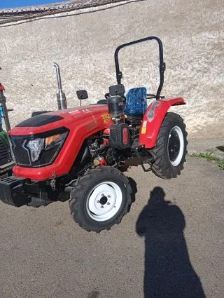 Tractor sin cabina 504