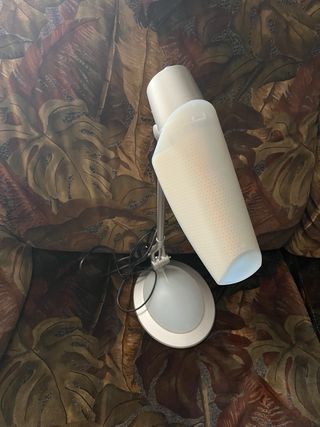 Flexo de estudio plateado y blanco